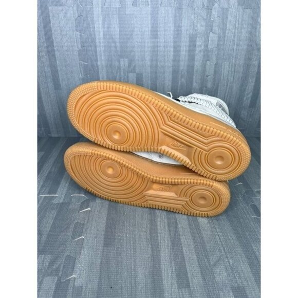 Nike SF AF1 High Air Force 1 Sneakers Light Bone Women Size 11 Gum Bottom - Picture 7 of 8